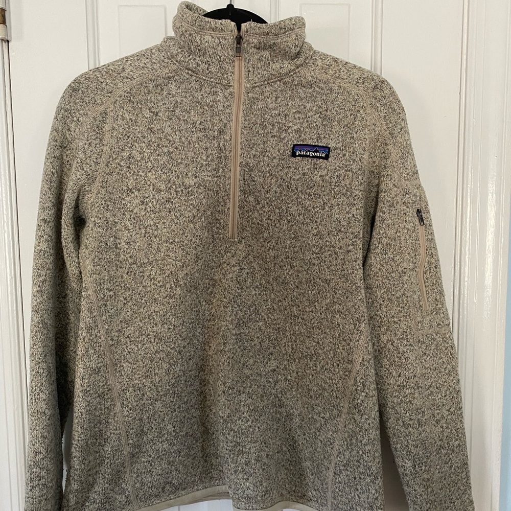 Patagonia Women’s Better Sweater size M Oatmeal color